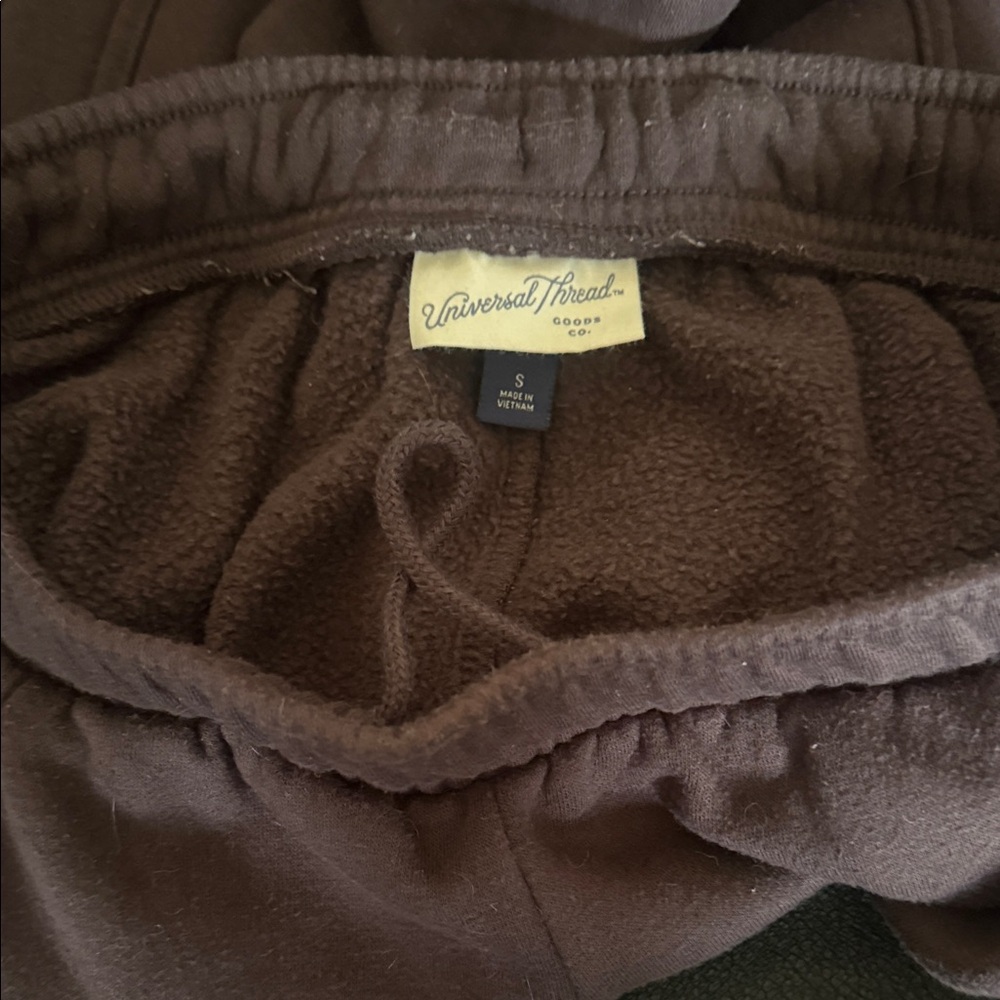 Cargo Joggers - Picture 2 of 2